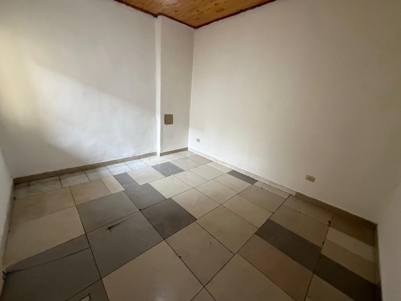 Departamento en Jose León Suarez
