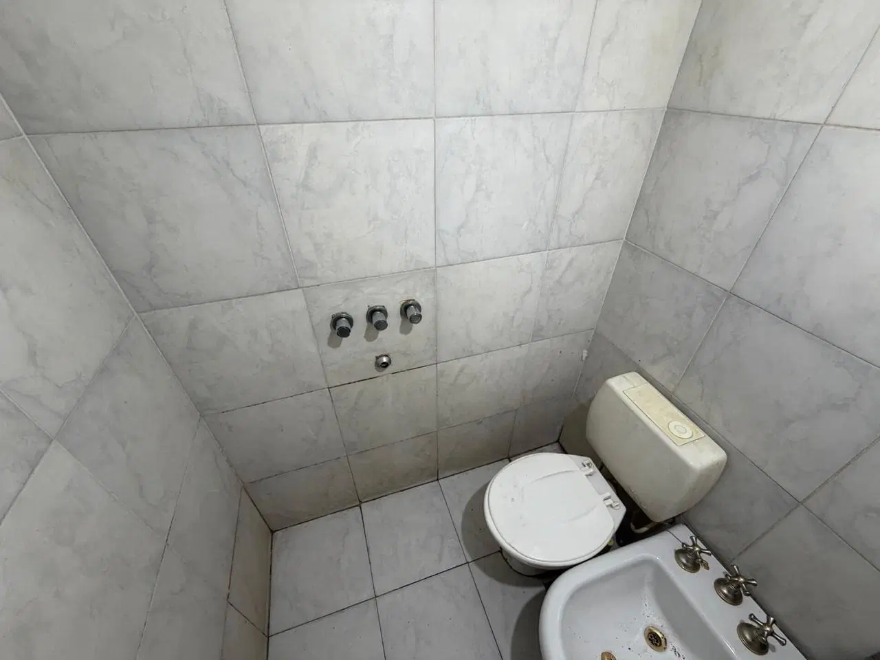 Departamento en Jose León Suarez 1