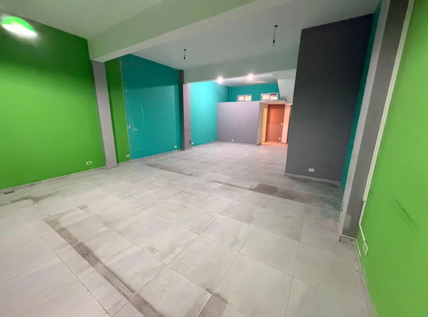 Alquiler de local comercial en Jose Leon Suarez centro 5