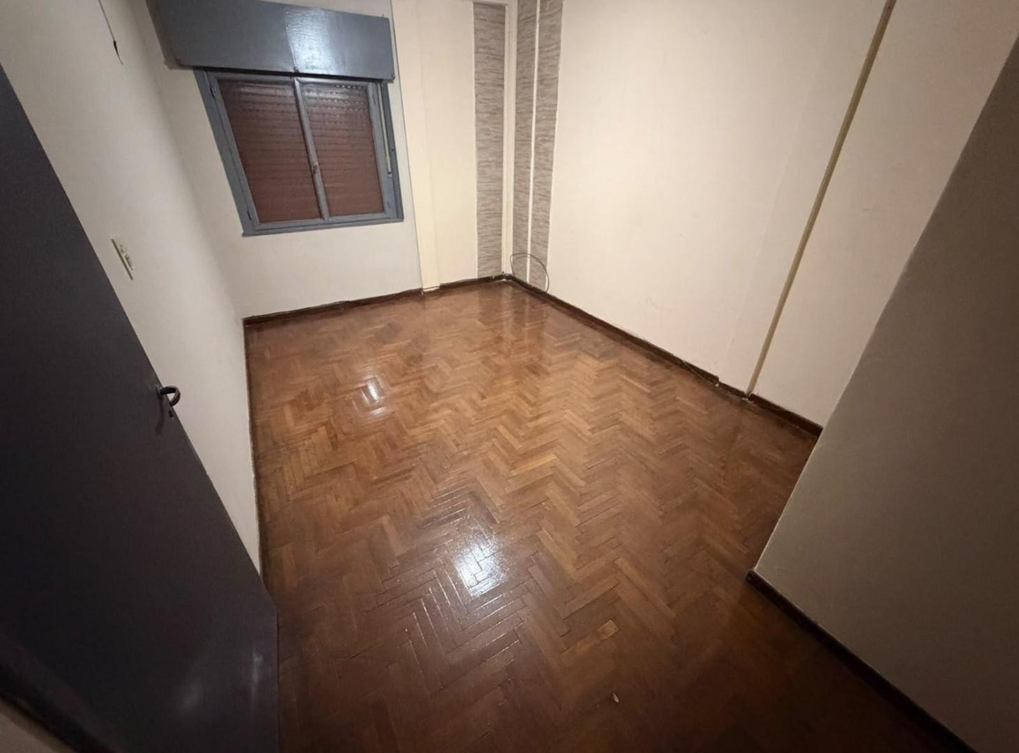 Foto de Departamento 4 Ambientes en Alquiler en Chilavert, imagen 4