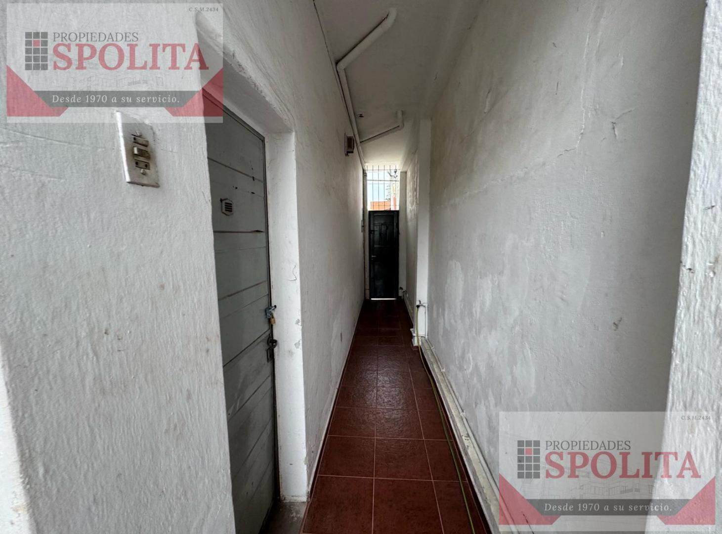 Foto de Casa multifamiliar 2 viviendas y dos locales a 1 cuadra de Sarratea!, imagen 5