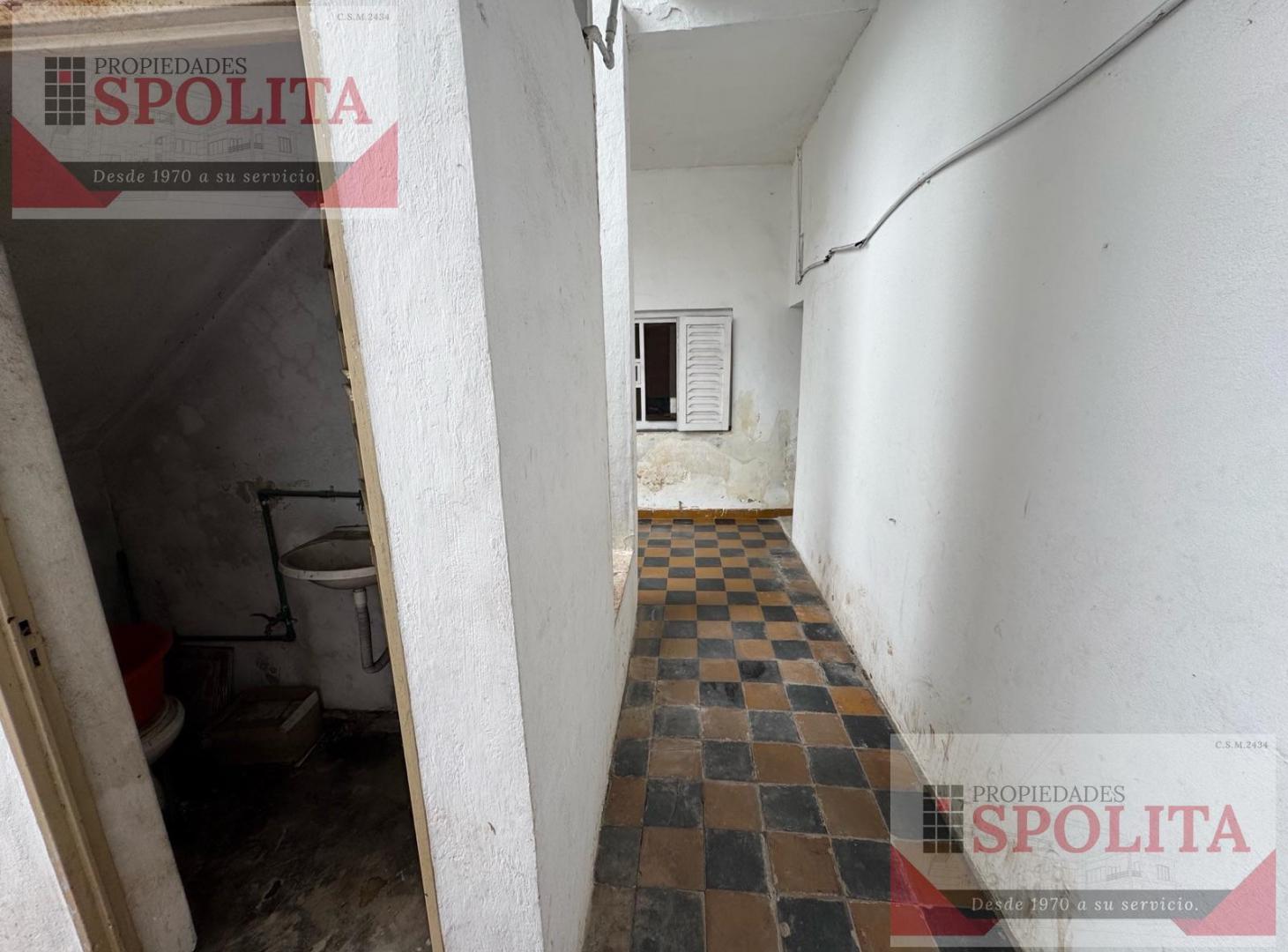 Foto de Casa multifamiliar 2 viviendas y dos locales a 1 cuadra de Sarratea!, imagen 4