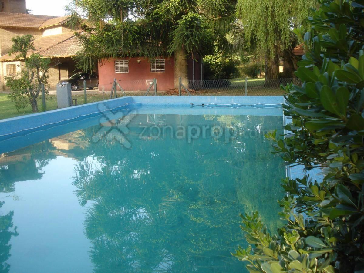 Foto de ALQUILER ANUAL O VENTA Hermosa quinta, gran parque, pileta, quincho, imagen 4