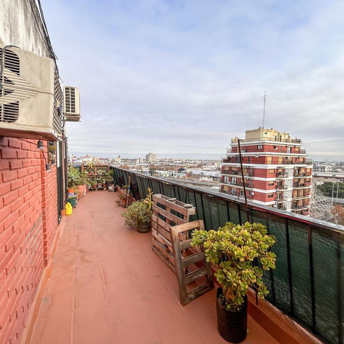 Semipiso C/ Balcón Terraza - 2 Ambientes Todo Luz! Montes de Oca 1700 - Barracas 5