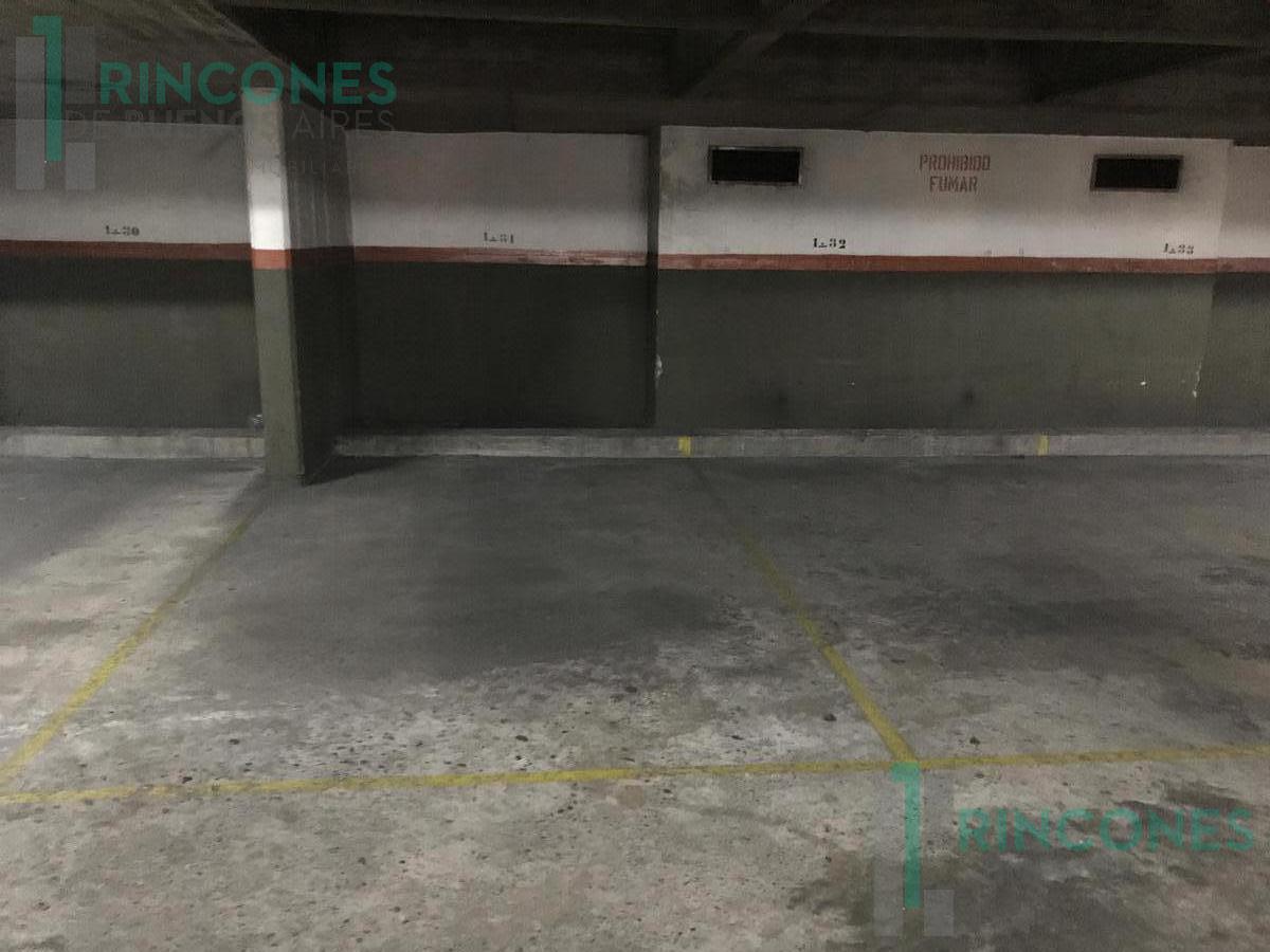 Foto de OPORTUNIDAD VENTA - Cochera fija cubierta amplia 12,5M2 1er Piso, imagen 3