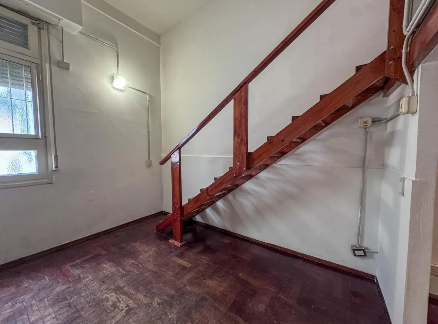 PH tipo loft con entrepiso y patio – Contrafrente silencioso – Venta directa 3