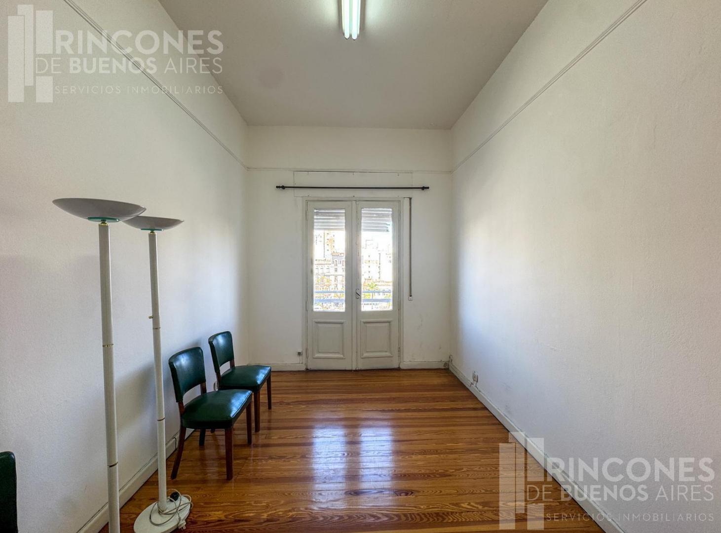 Foto de OPORTUNIDAD - Oficina con Balcón Excelente Ubicación, imagen 5