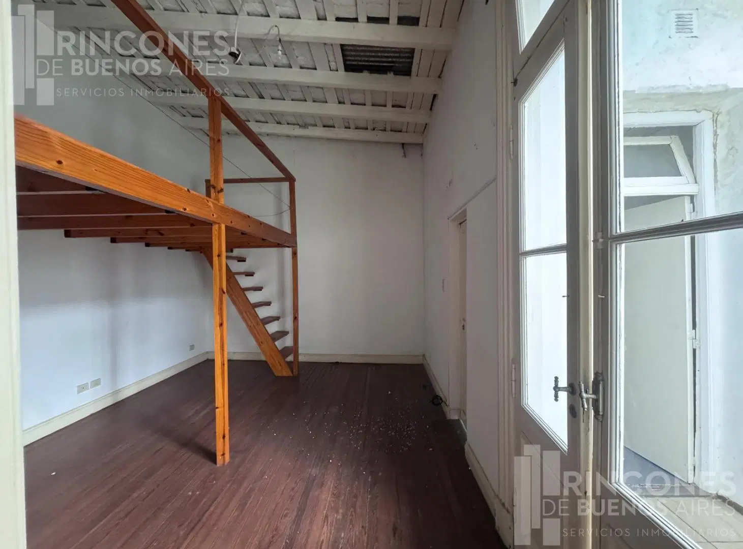 APTO CRÉDITO PH USD 860/m2 tipo loft con entrepiso y espacio aéreo – Barracas OPORTUNIDAD 2