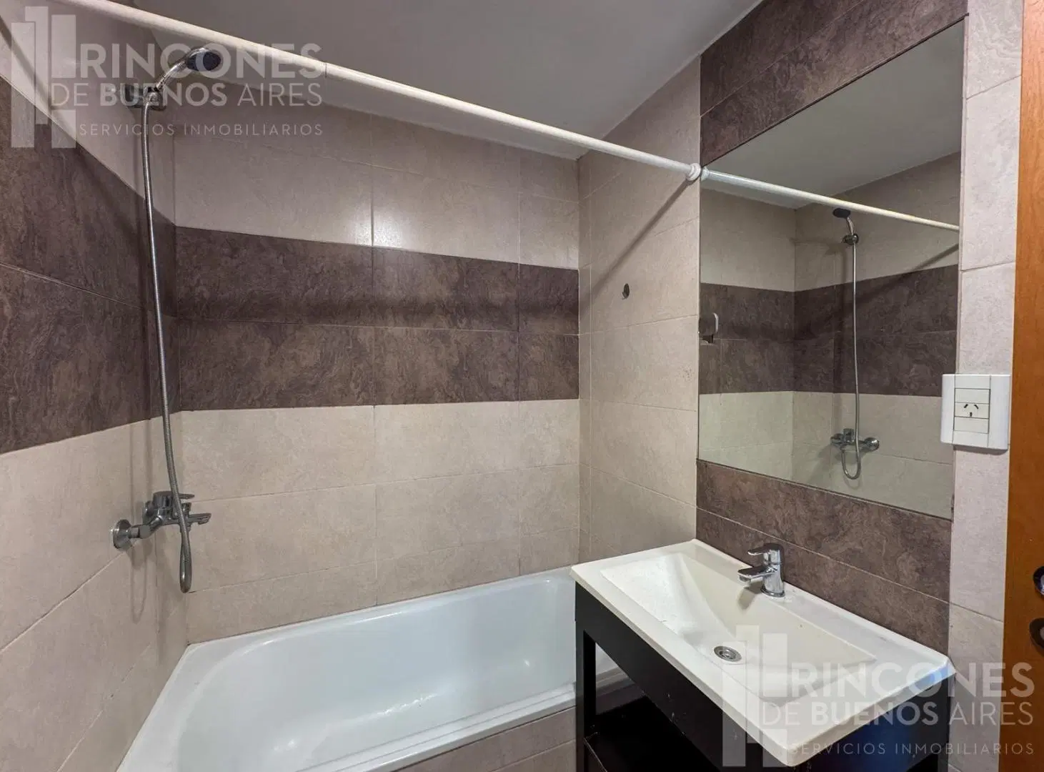 Monoambiente 44m2 divisible con cochera, balcón terraza y parrilla | Amenities | Villa Urquiza 4