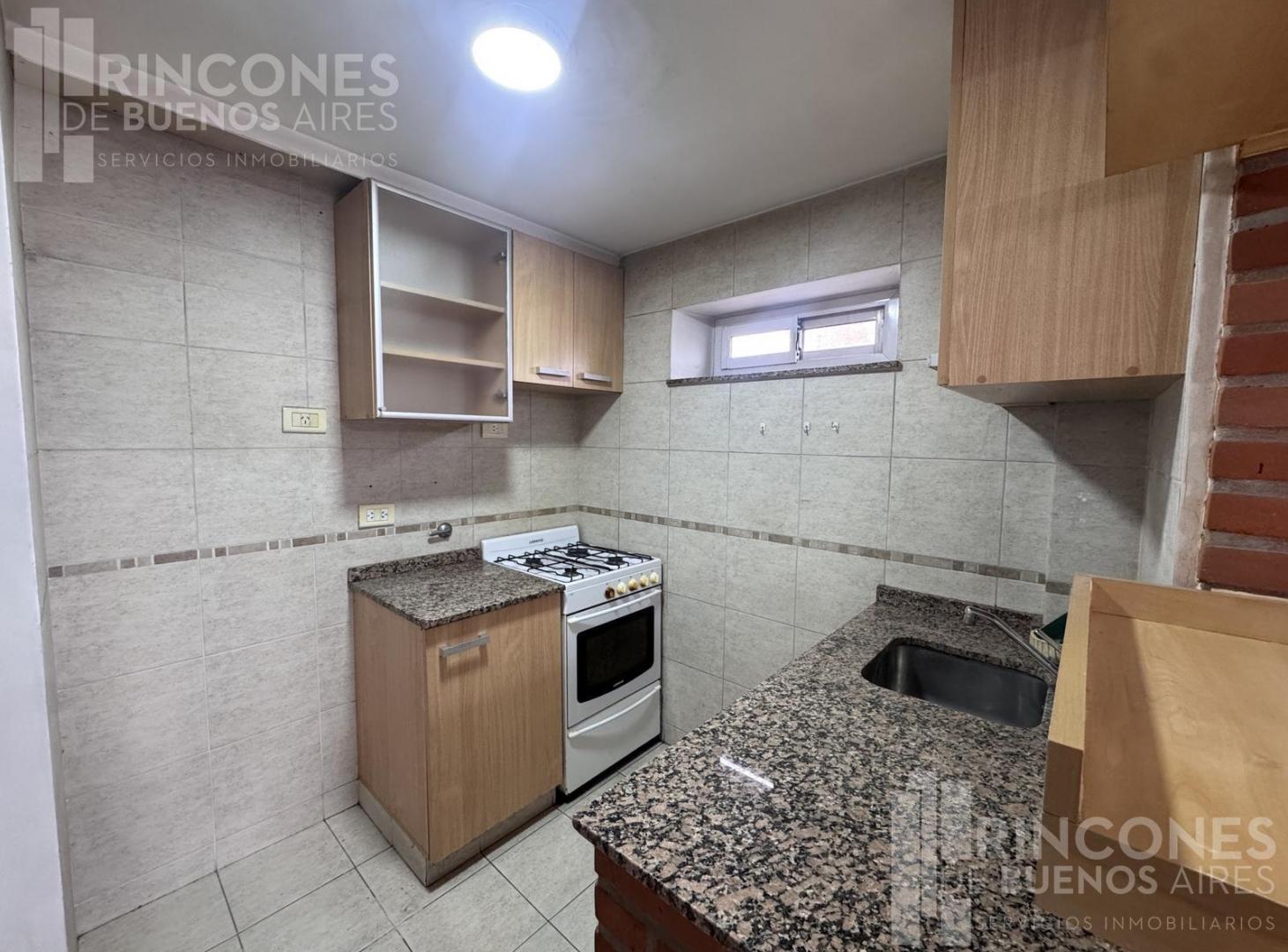 Foto de Semipiso 3 amb c/ balcón y vista abierta | Cocina independiente | Flores, imagen 4