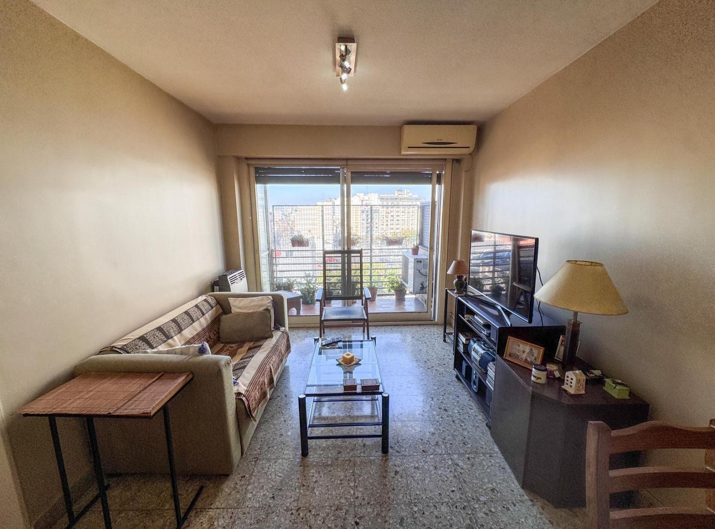 Foto de 3 ambientes al frente con balcón y vista abierta - Apto crédito, imagen 3