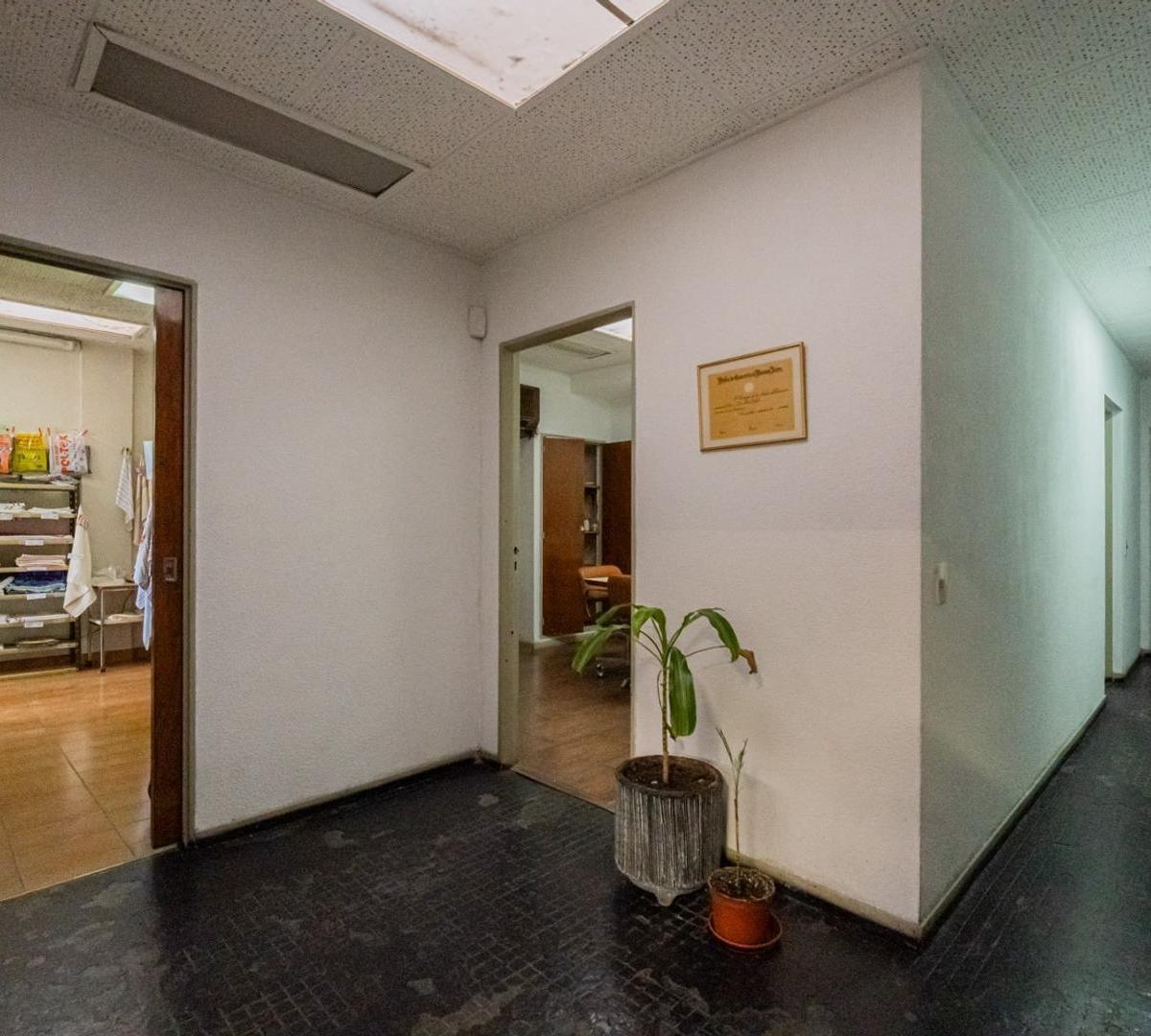 Edificio de 5 Lotes. 43,25 m de Frente X 55,94 m de Fondo 1