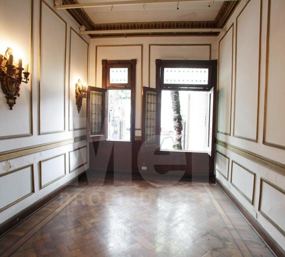 Importante Casa Inglesa de Estilo Tudor en Belgrano 4