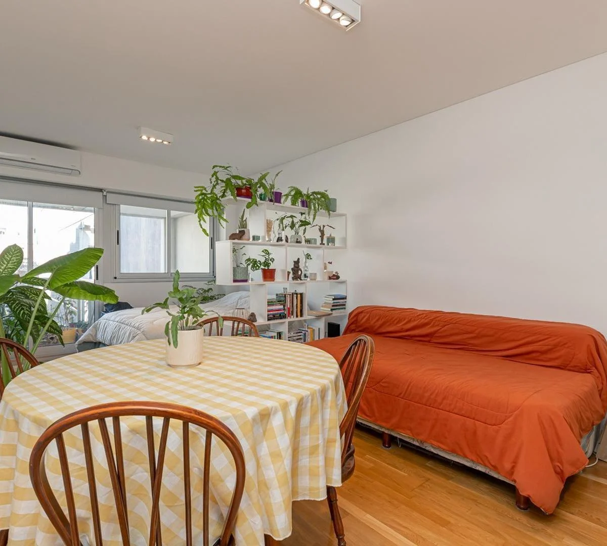 Impecable Monoambiente con Balcon 3