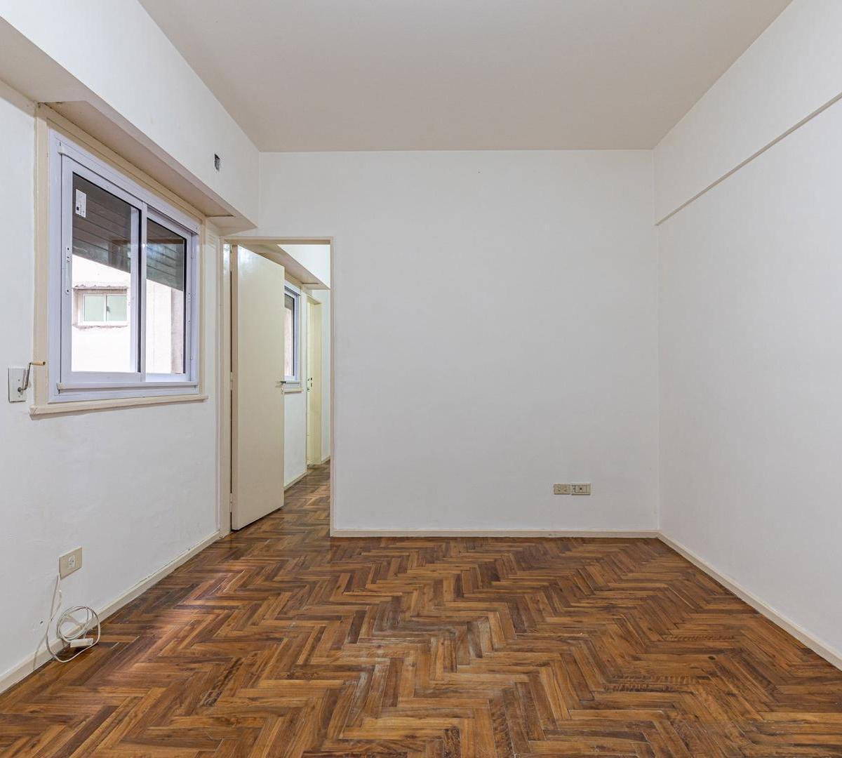Cómodo Departamento Reacondicionado de 2 Ambientes en Venta 3