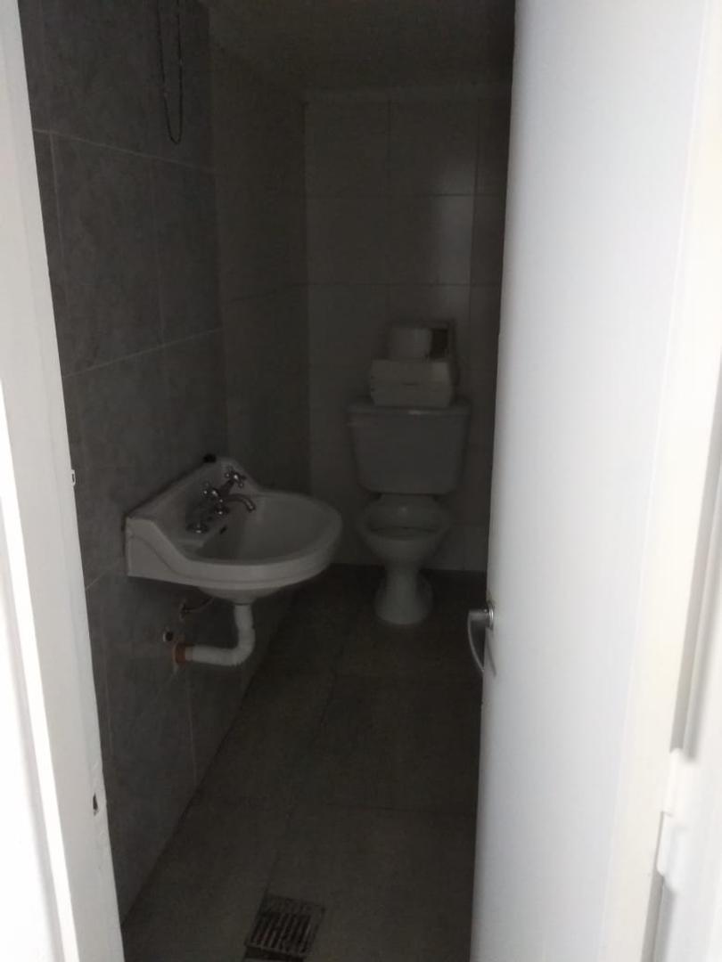 Foto de Local comercial - Barrio Norte - Venta con Renta, imagen 4