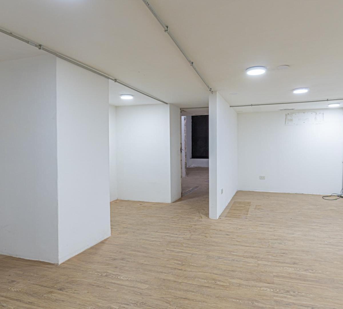Local comercial - Barrio Norte - Venta con renta.