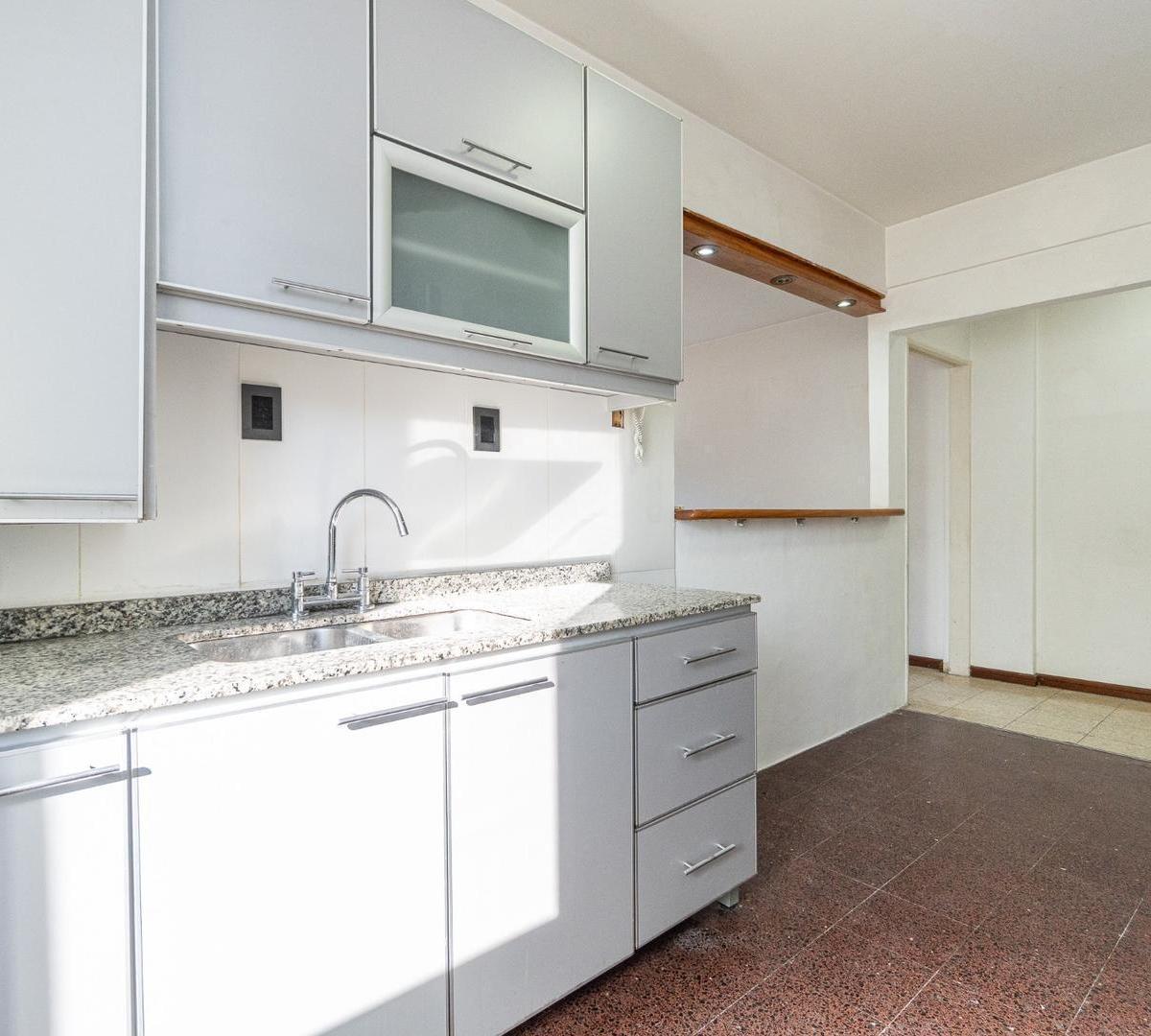 3amb C/cochera, en Excelente Ubicación de Villa Urquiza 3