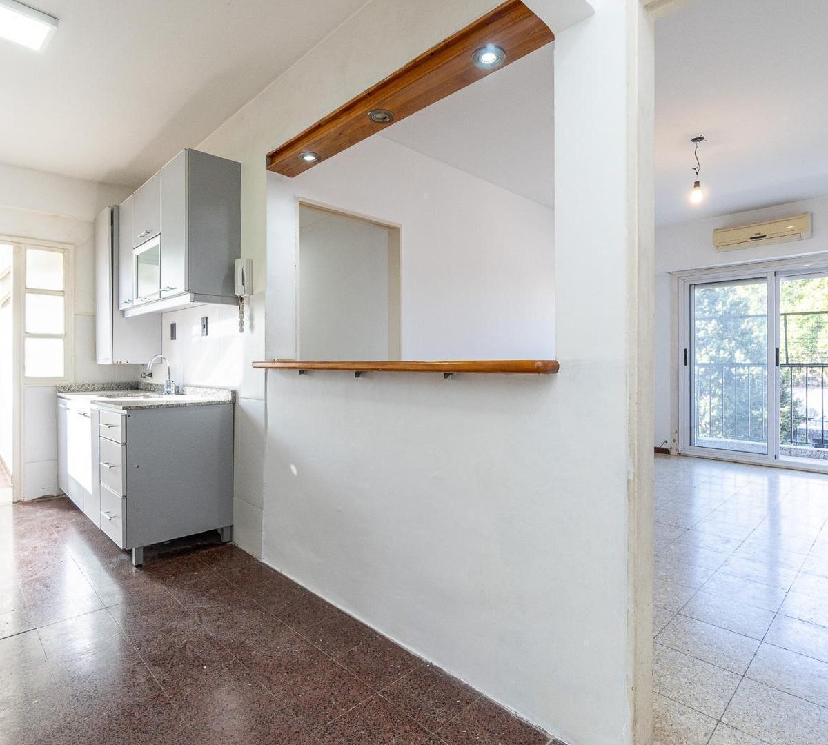 3amb C/cochera, en Excelente Ubicación de Villa Urquiza 2