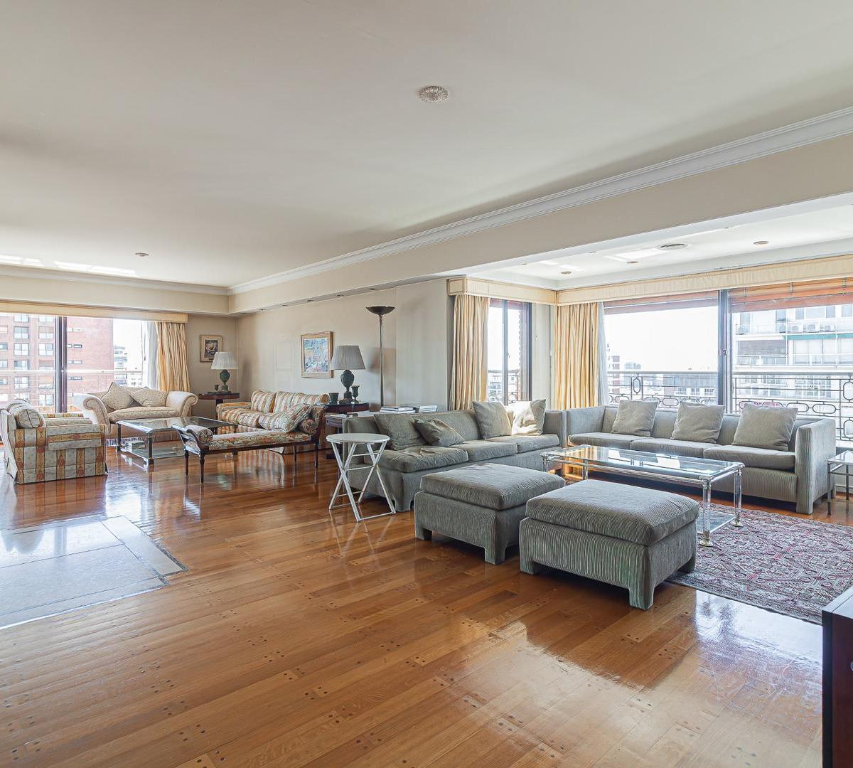 Exclusivo Piso de 6 Ambientes en Venta con Amenities 4