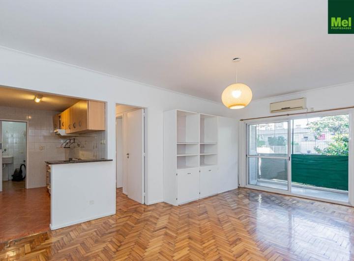 Tres ambientes en Boulevard Mendoza, Villa Urquiza | Venta 2