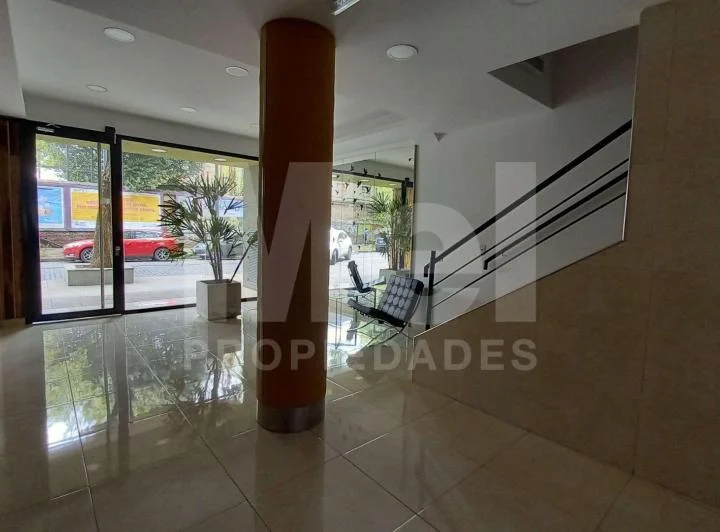 Exc monoambiente apaisado, divisible con balcón terraza 4