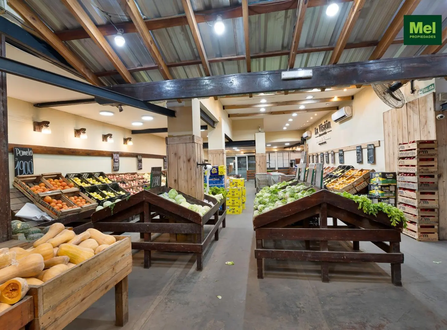 Local sobre terreno propio | Av. comercial | Venta, Urquiza 8