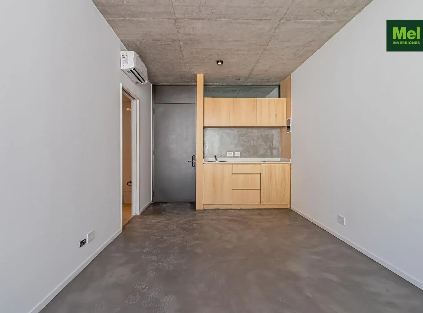 Moderna y práctica oficina en zona estratégica Villa Urquiza 4