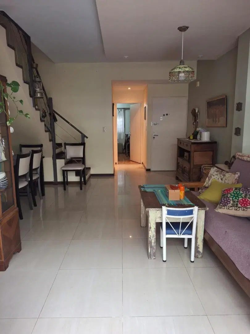 Duplex de 3ambientes/ con Patio y Parrilla/ Venta, Urquiza 1