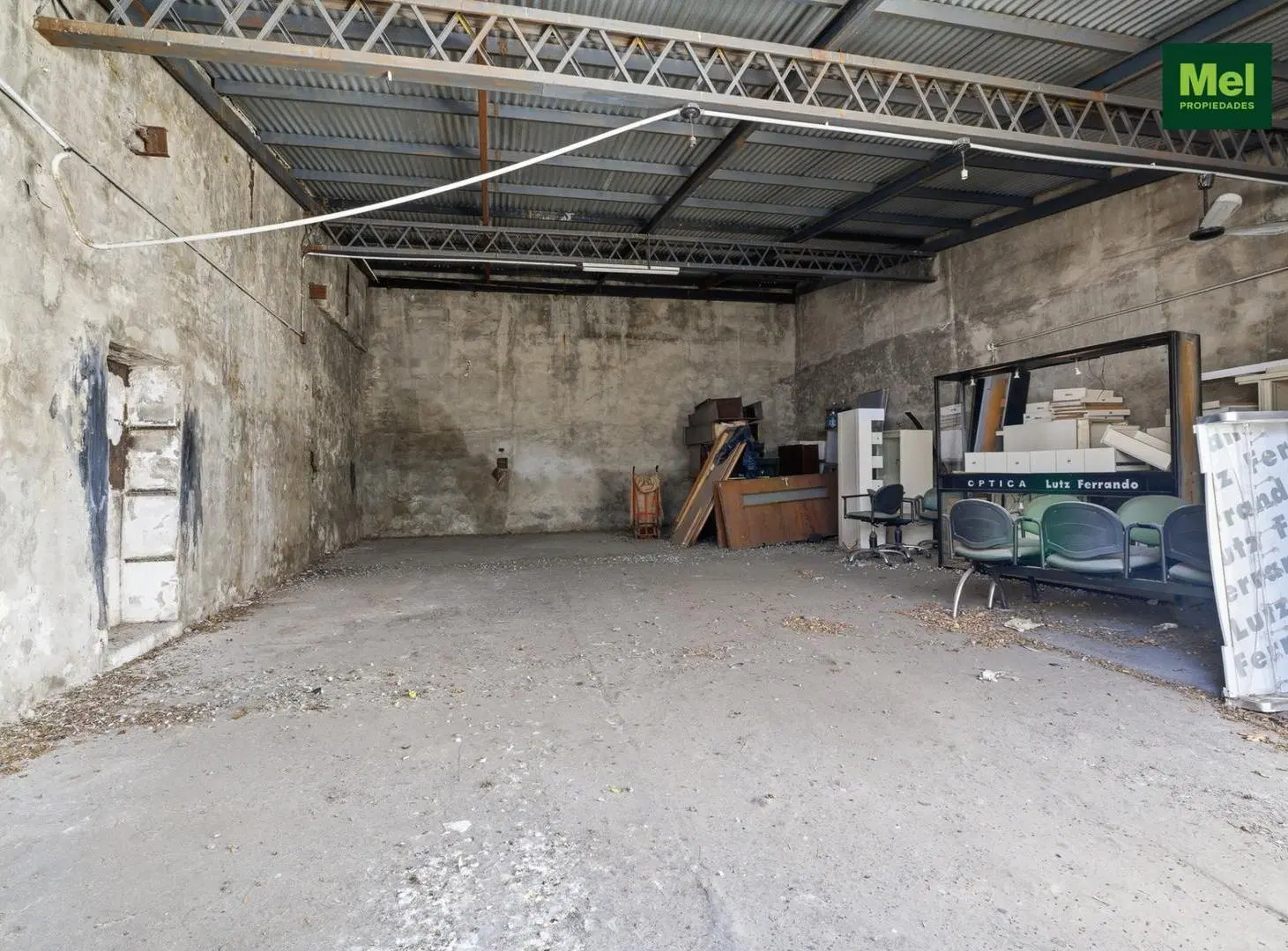 Edificio|2 PH | Venta en bloque en V Urquiza| Galpón/cochera 1