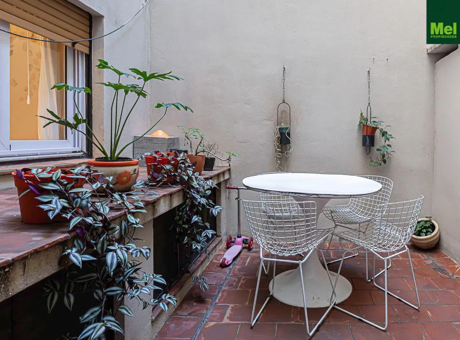 Piso| 4 Ambientes |Con depende y cochera |Venta en Belgrano 5