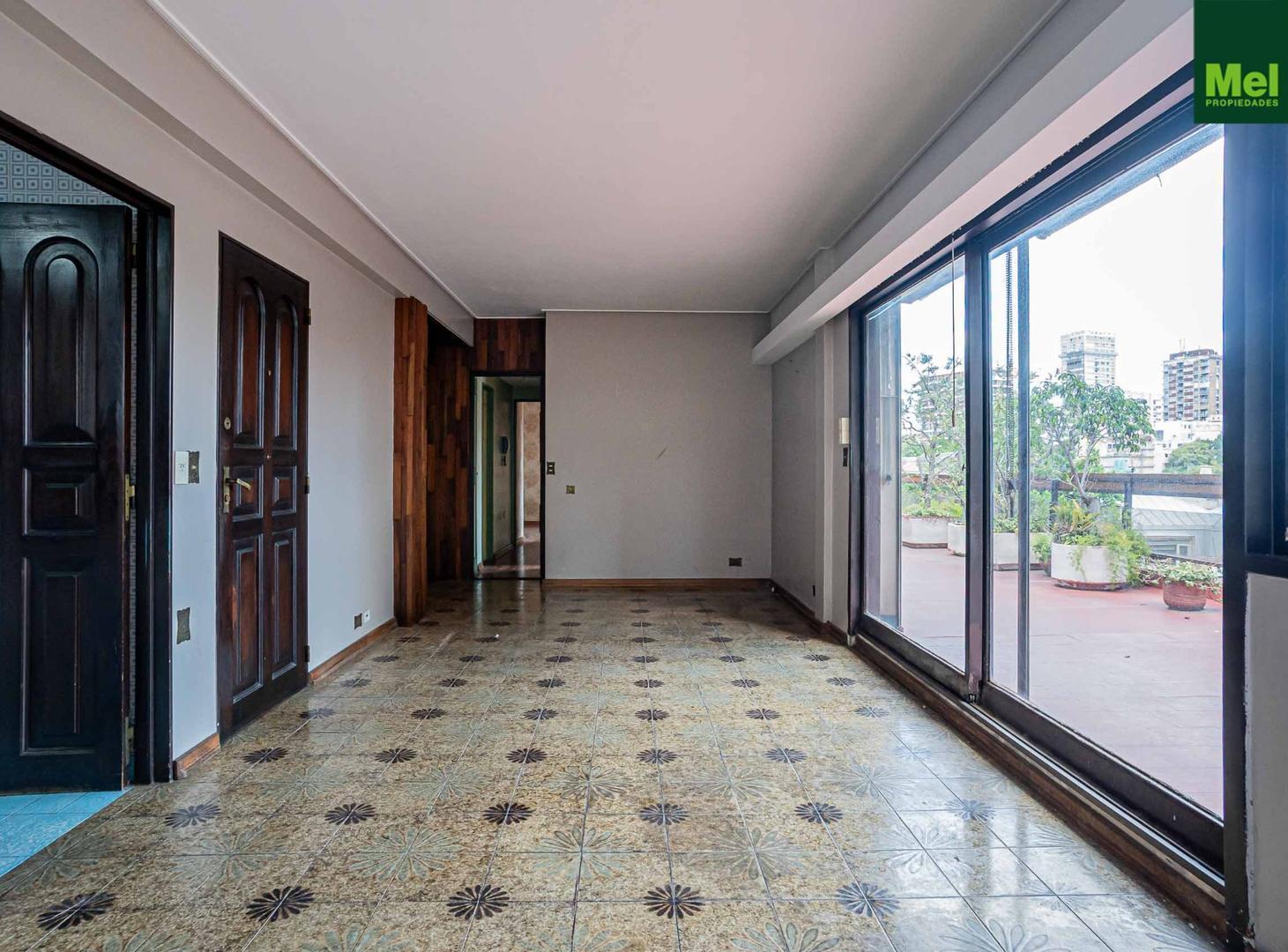 Piso| 4 ambientes| Venta en Belgrano| Con cochera fija