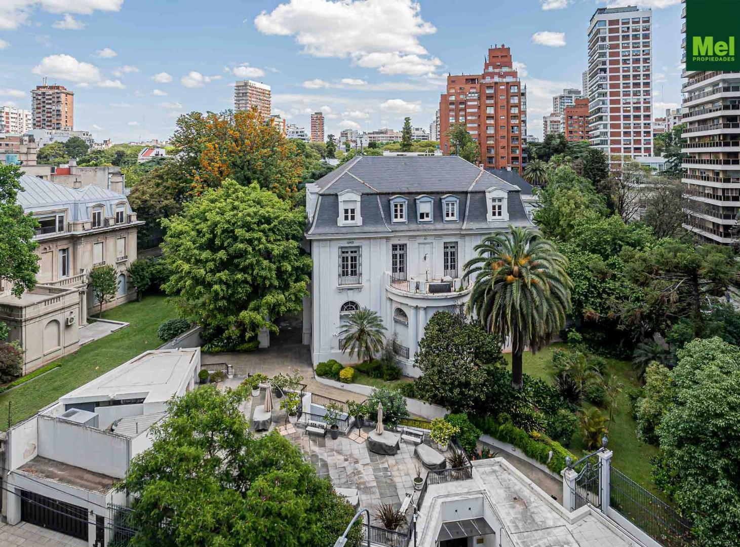 Piso|4 ambientes| Venta Belgrano| balcón terraza I cochera