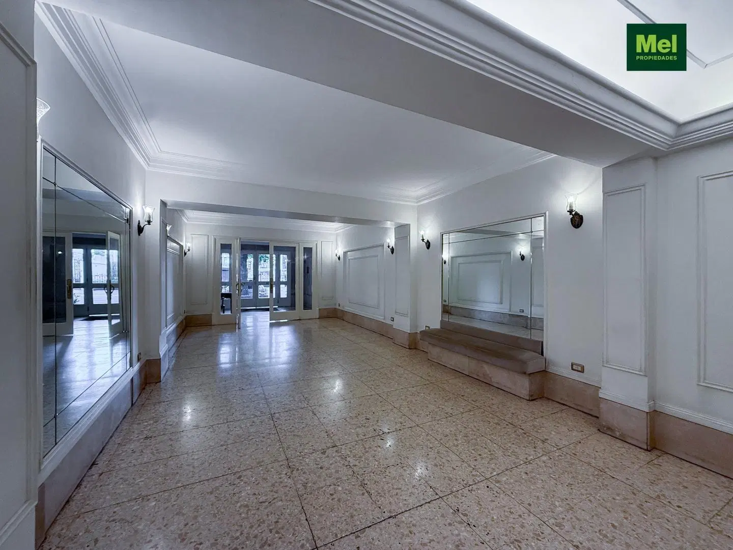 Piso | Con balcón amplio | Venta en Belgrano 2