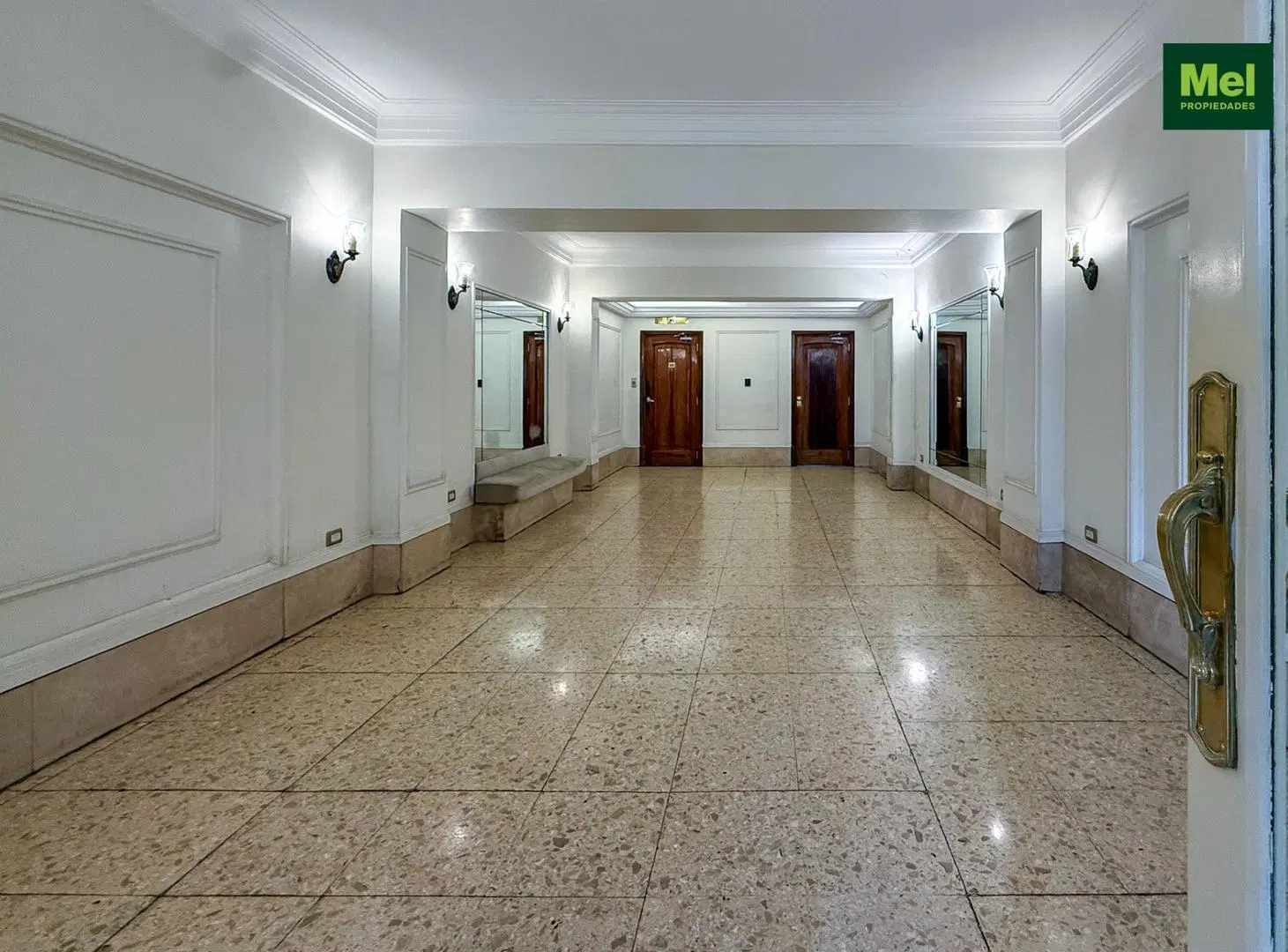 Piso | Con balcón amplio | Venta en Belgrano 3