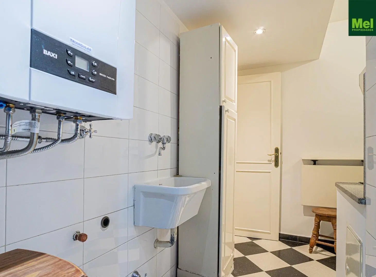 3 ambientes - Retiro - Venta c/renta . 4