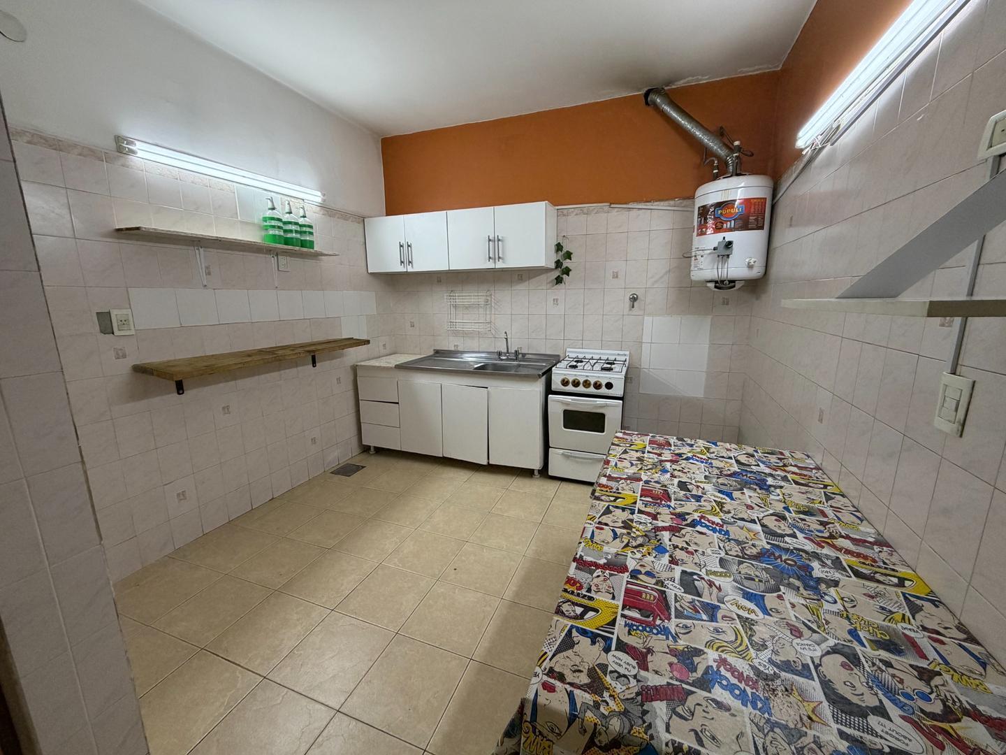 Oficina PH | 6 Ambientes| Alquiler V. Urquiza| Sin expensas