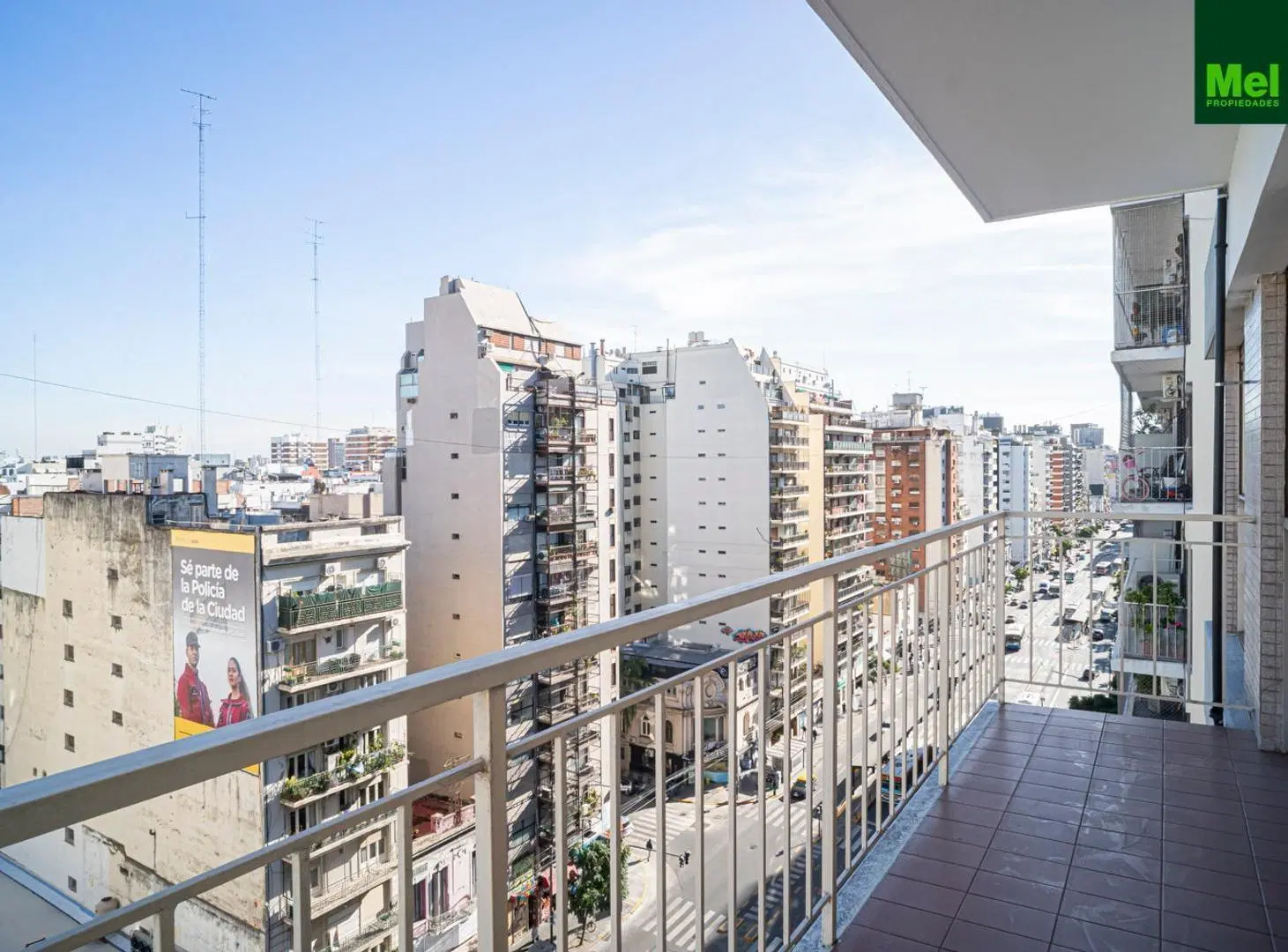 3 Ambientes | Al frente con cochera | Venta en Belgrano 2