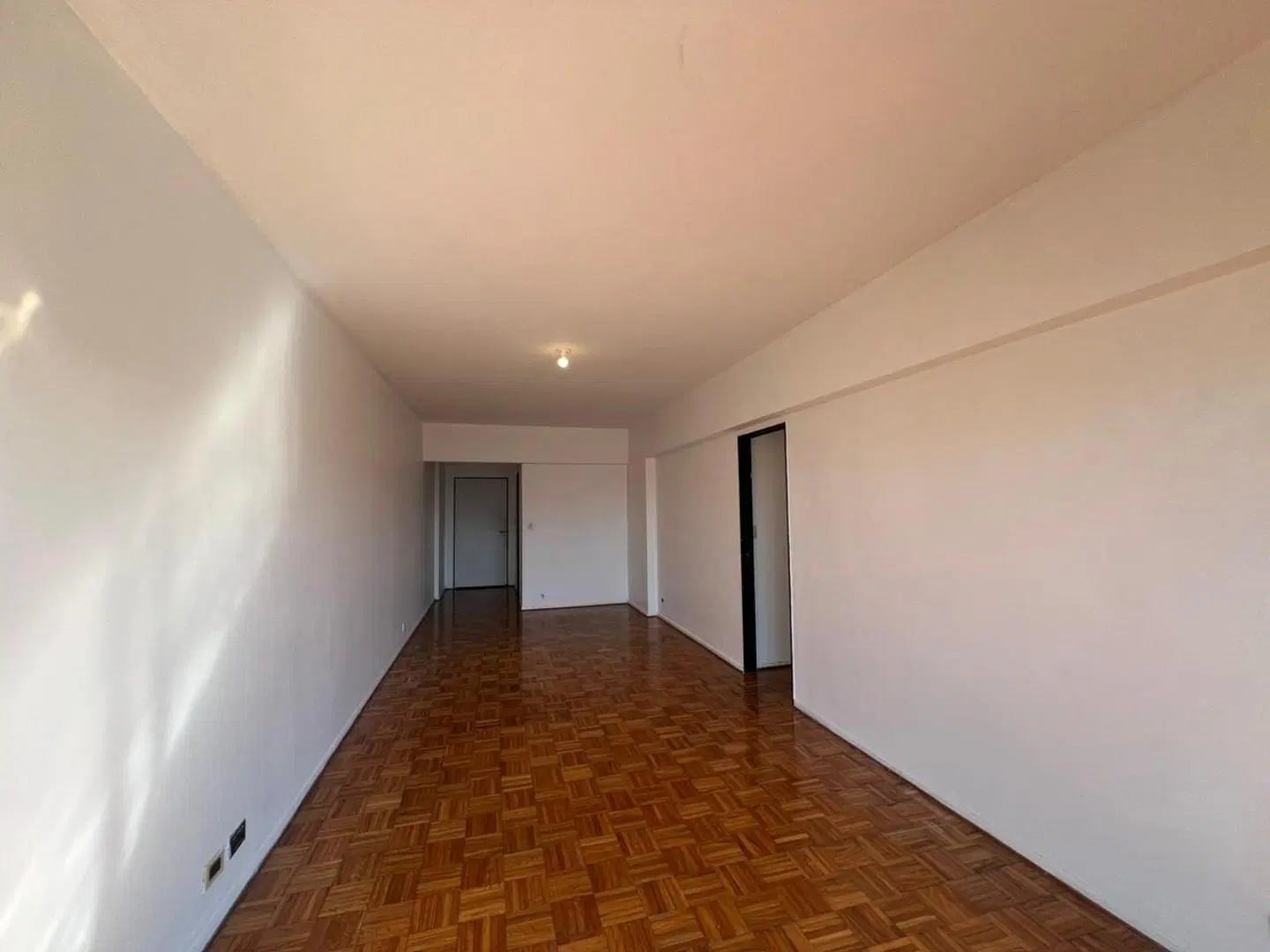 4 Ambientes| Alquiler, Colegiales | en piso alto. 2