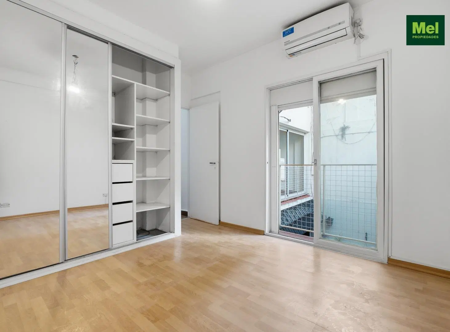 2 Ambientes | Venta V Urquiza| Ubicación Premium 5