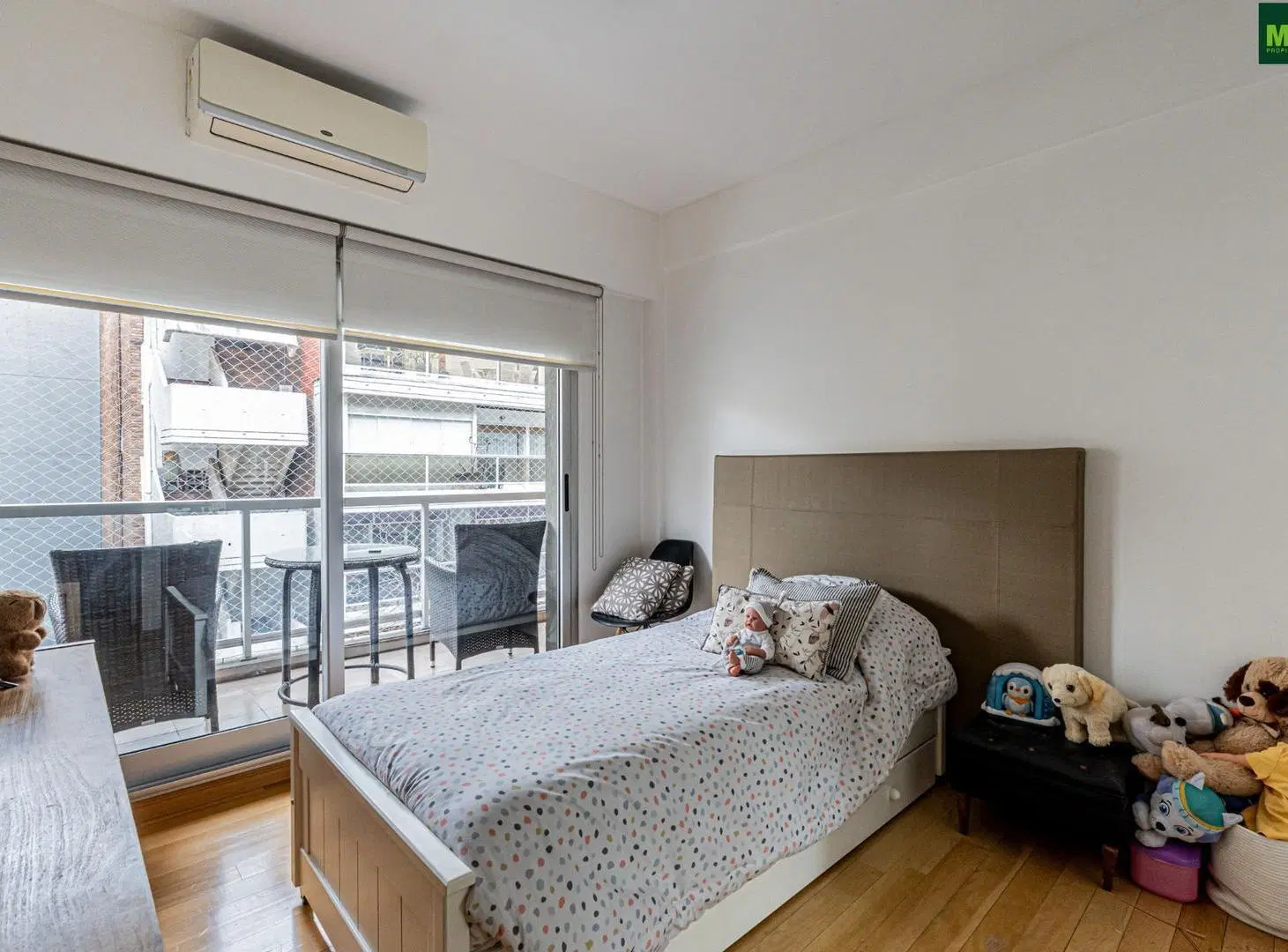 Excelente 3 Ambientes | 2 cocheras | y Hab. escritorio. 3