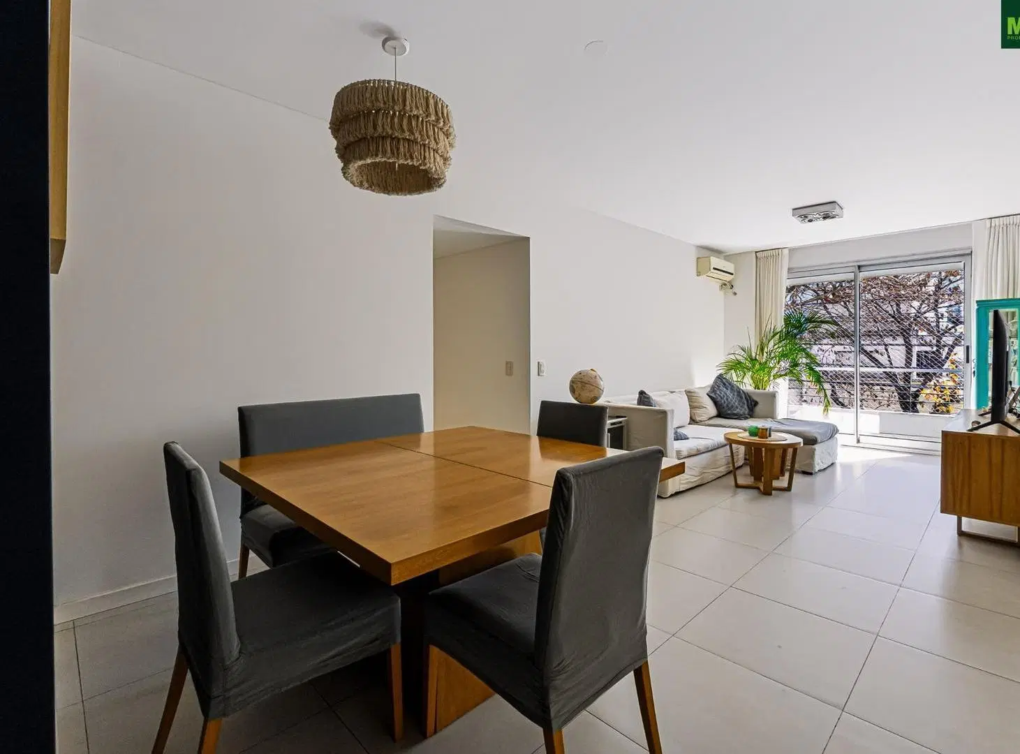 4 Ambientes| Venta en V Urquiza| Con cochera fija cubierta 3