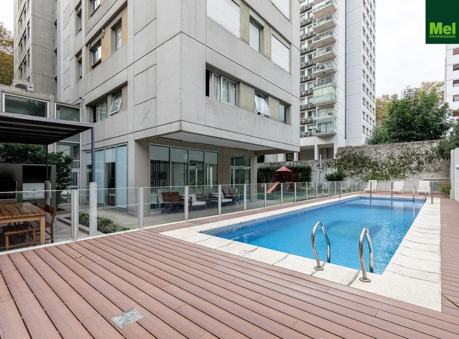 IMPECABLE 2 AMB CON COCHERA TORRE CON AMENITIES Y SEGURIDAD 4