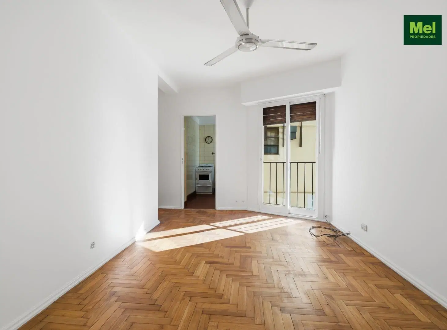 2 ambientes | Venta Las Cañitas | Muy luminoso 4