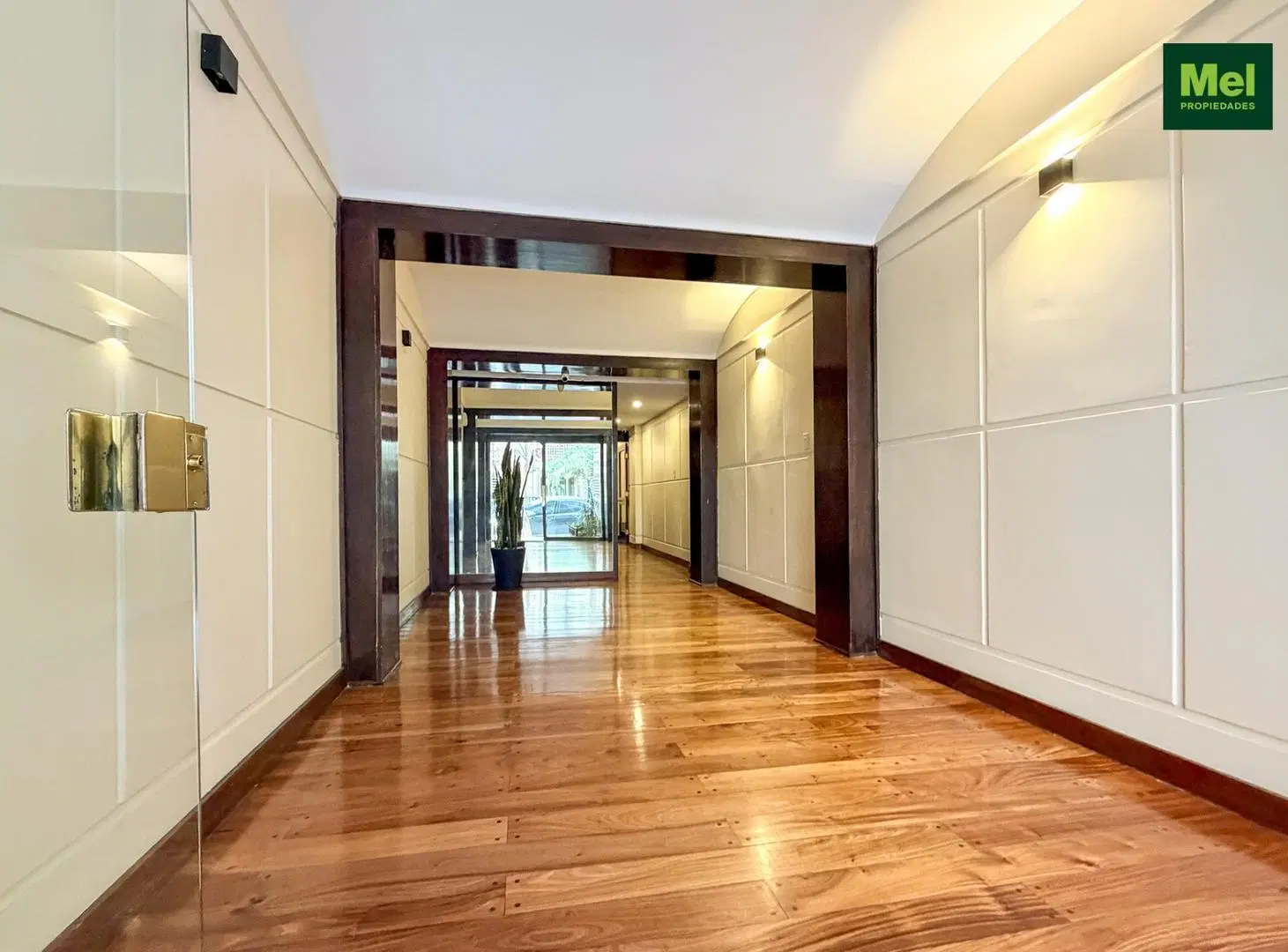 2 ambientes | Venta Las Cañitas | Muy luminoso 2