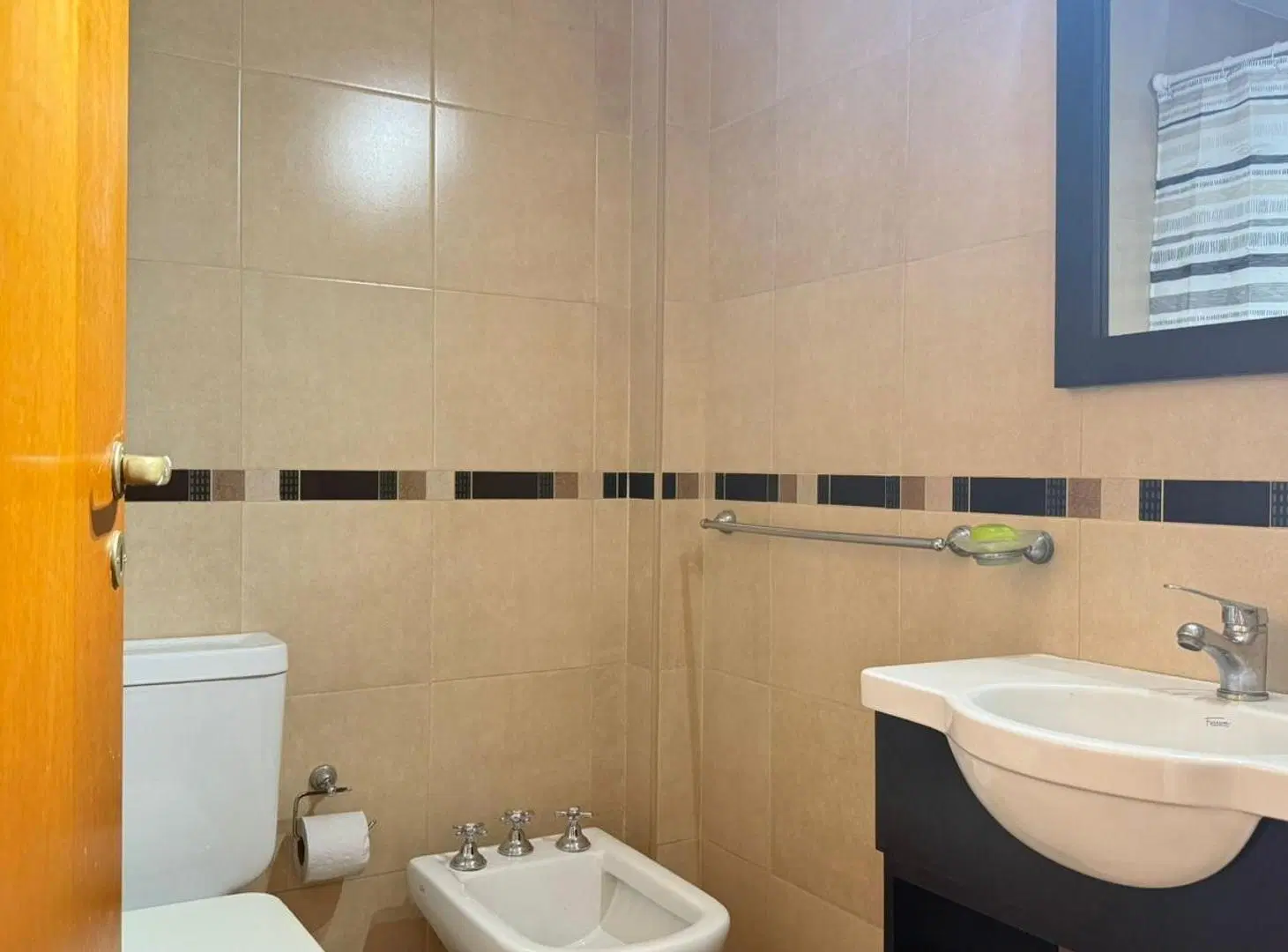 2 Ambientes| Alquiler, Flores | Excelente estado c/patio 3
