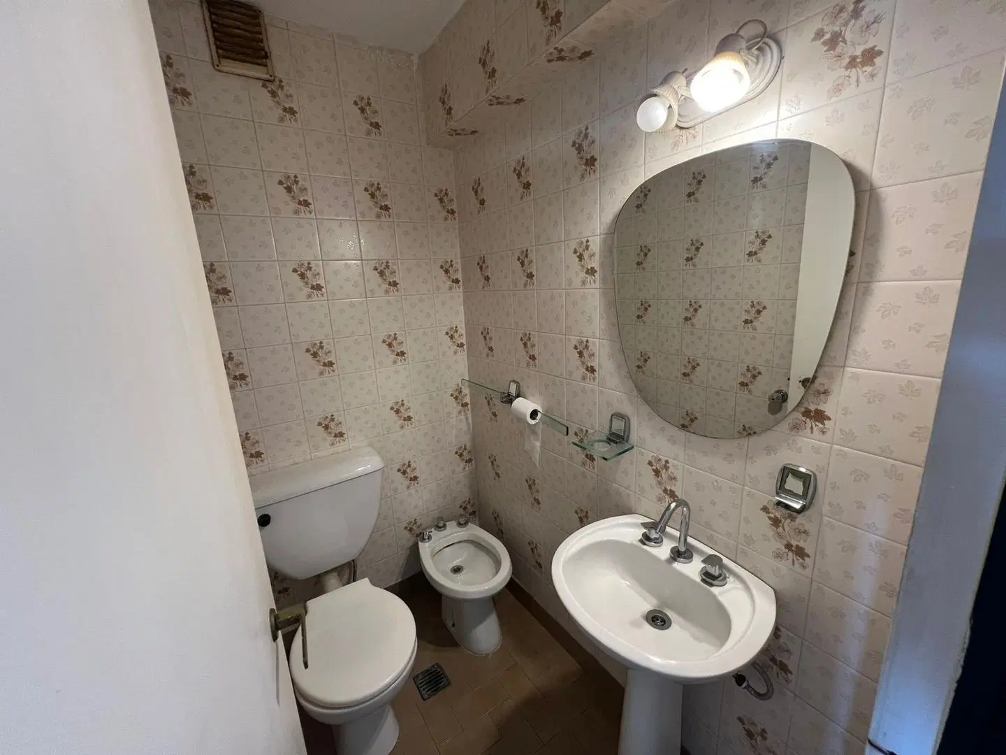 4 Ambientes| Alquiler, Colegiales | en piso alto. 5