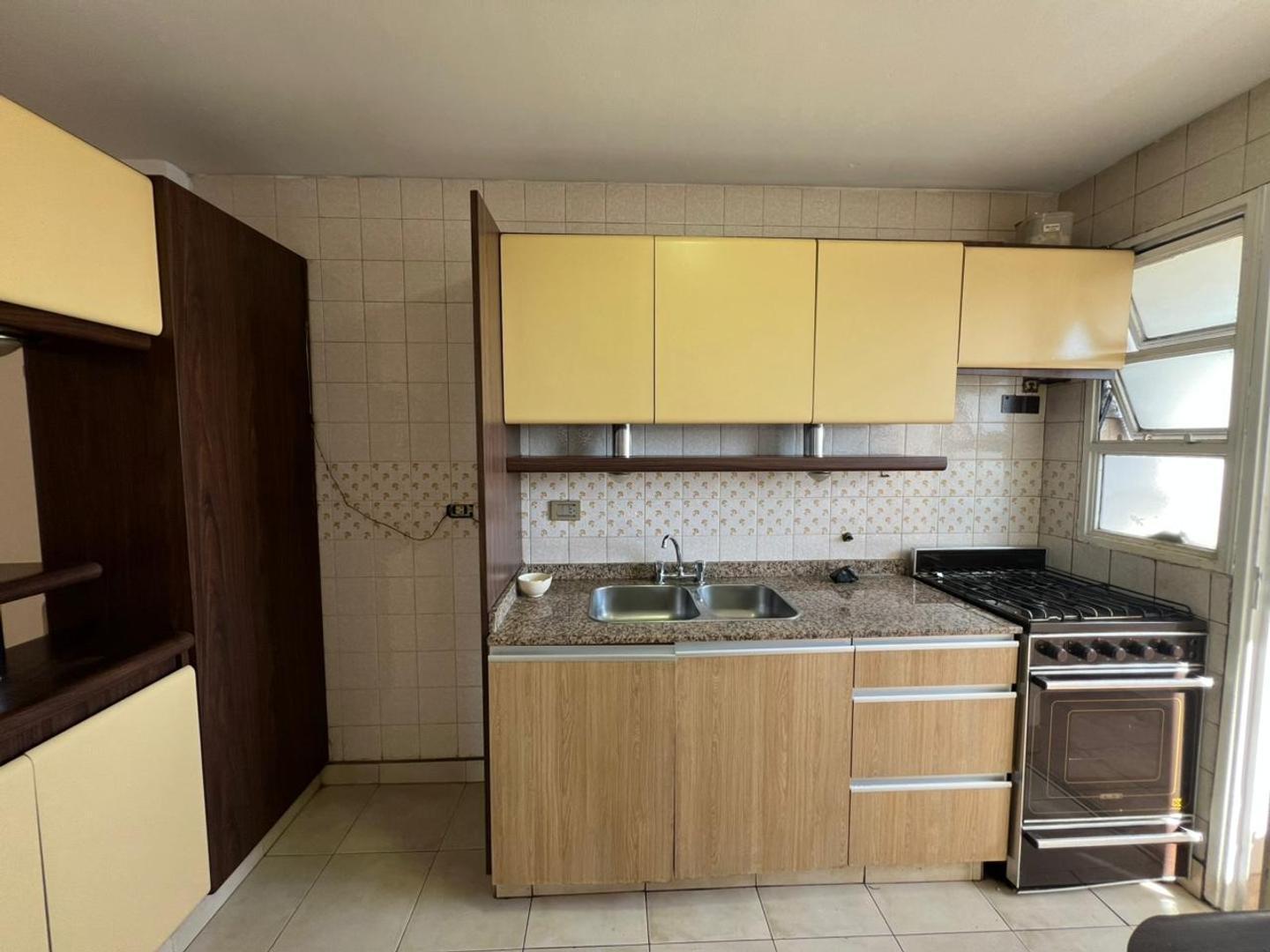 Foto de 4 Ambientes| Alquiler, Colegiales | en piso alto., imagen 5