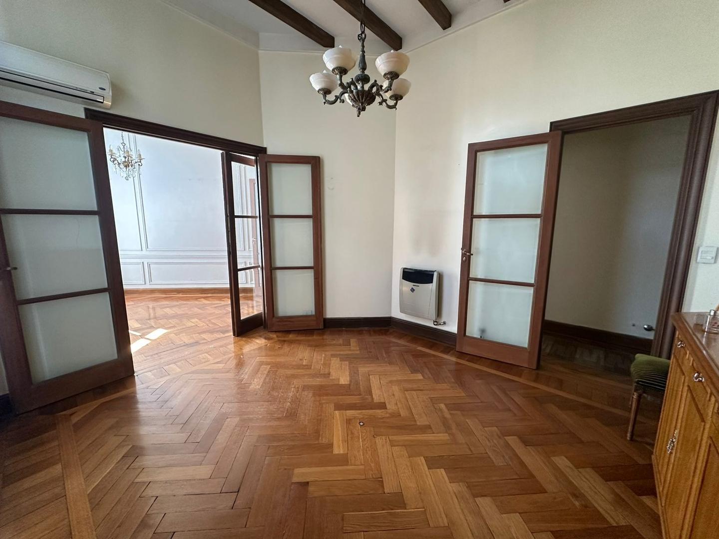 Foto de 3 AMBIENTES + DEPENDENCIA EN ALQUILER, imagen 1