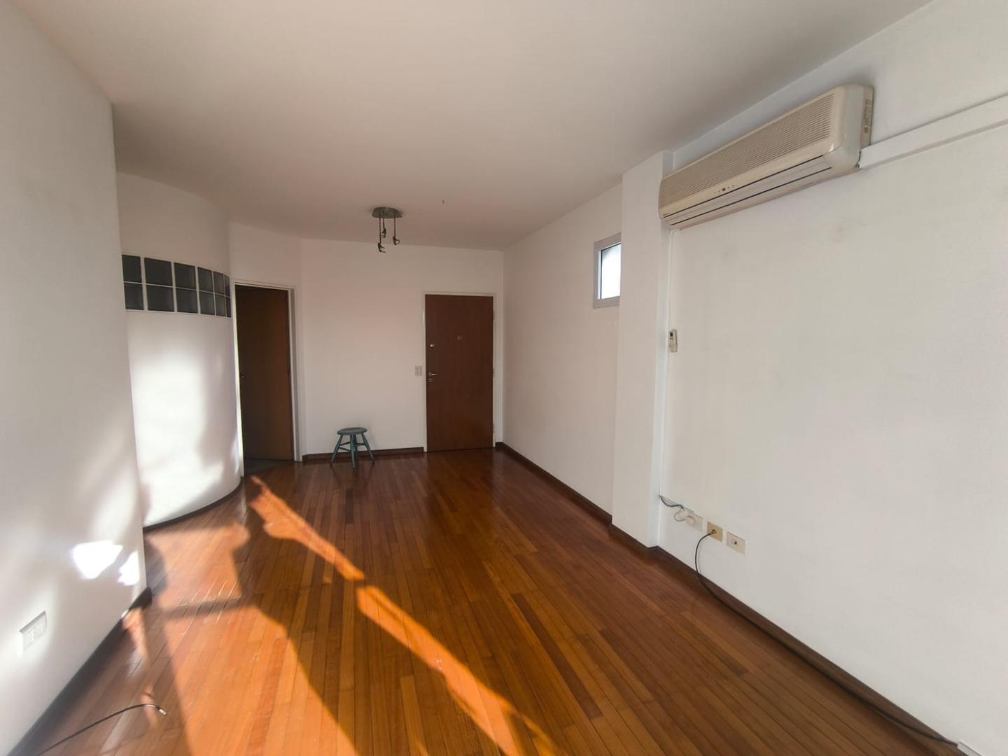Foto de SEMIPISO 3 AMBIENTES EN ALQUILER, EDIF PISCINA, PARRILLA., imagen 3